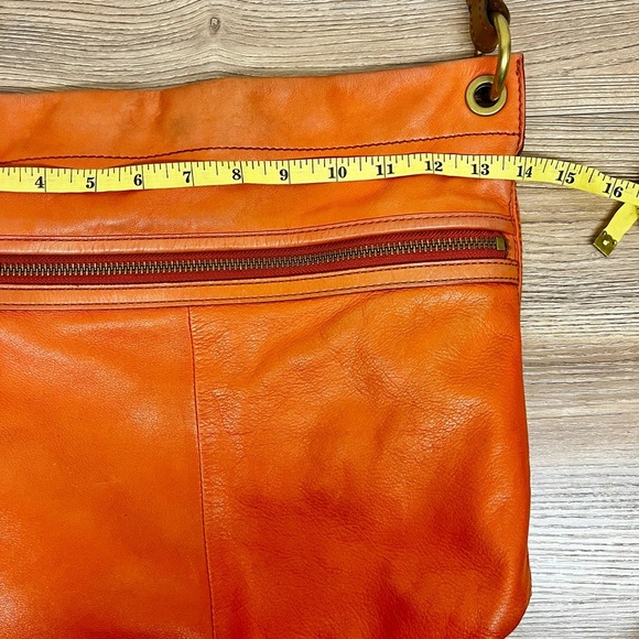 Fossil Vintage Orange Leather Large Crossbody Bag - Picture 3 of 10